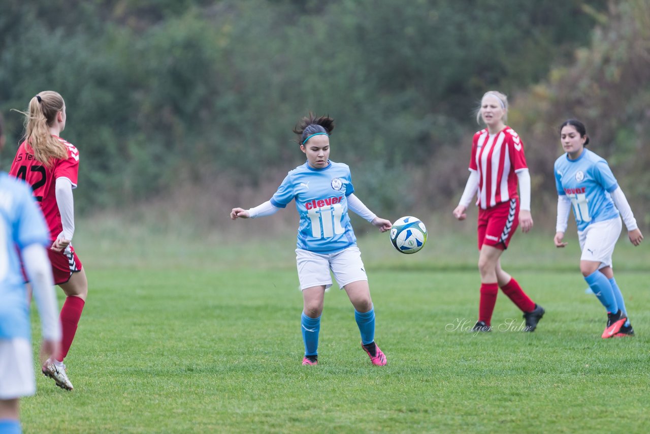 Bild 90 - wBJ TuS Tensfeld - SV Fortuna St. Juergen